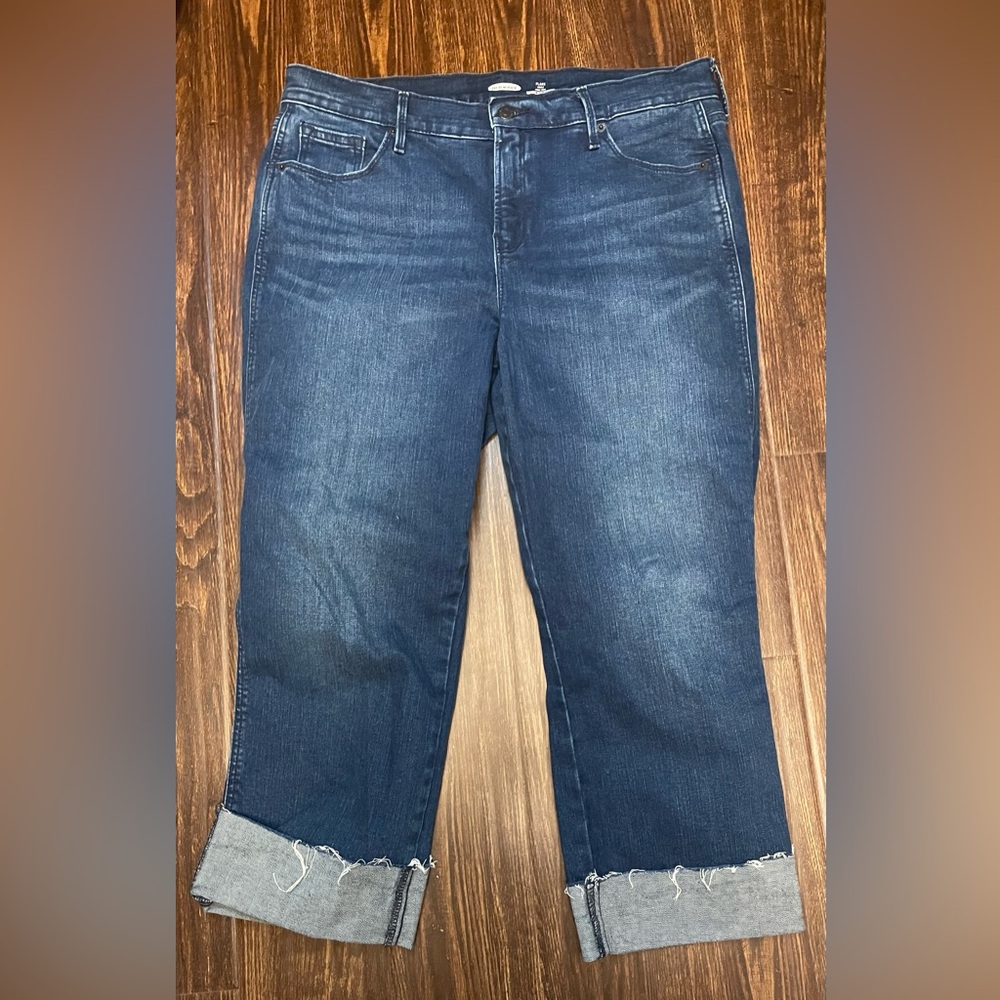 Old Navy Cropped Jeans